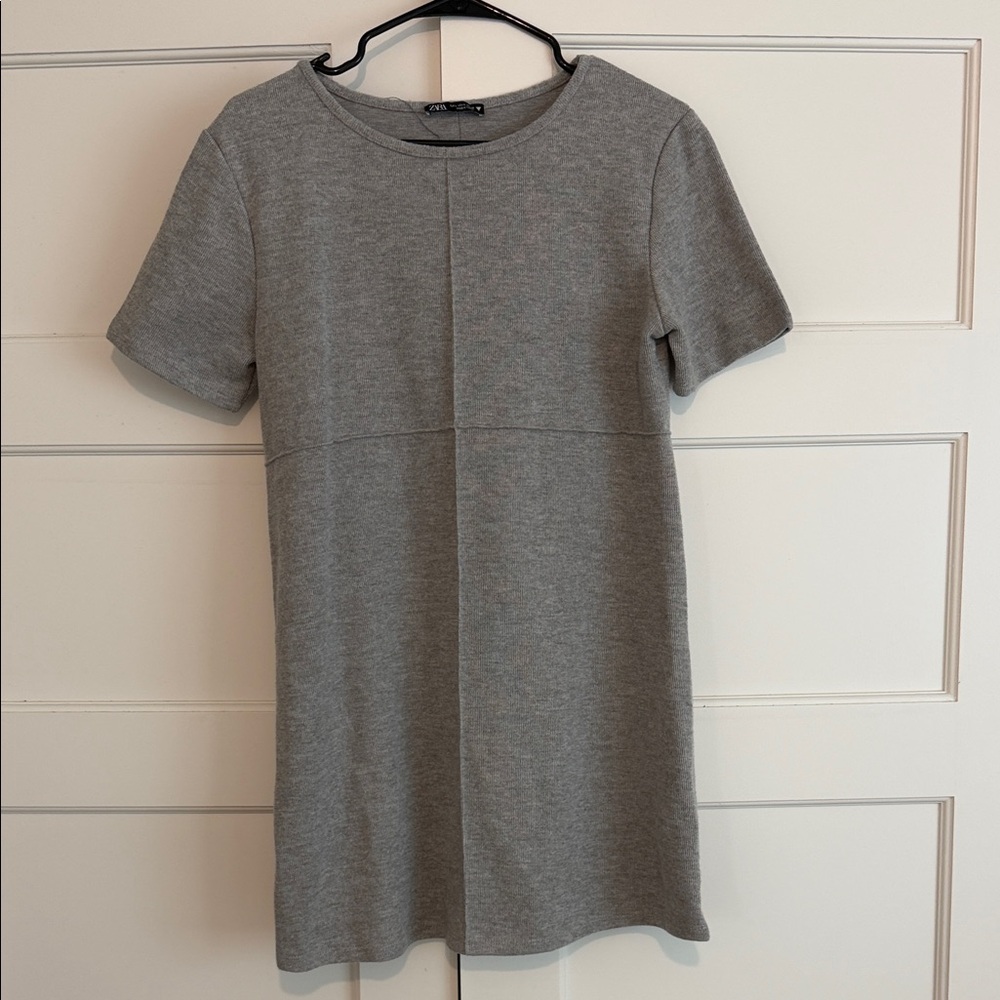 Zara Gray Short Sleeve Sweater Dress